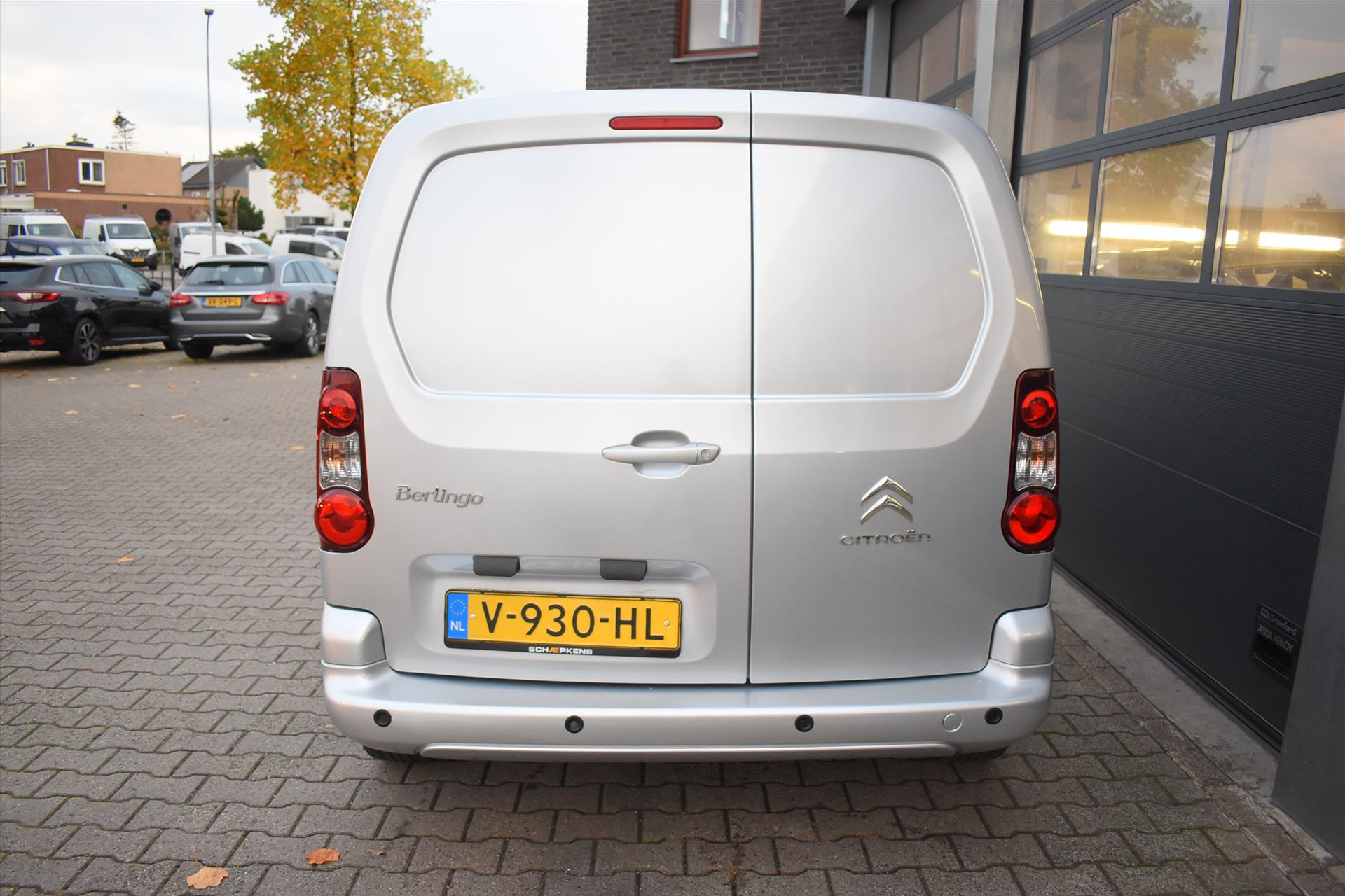 40853329-11.jpg