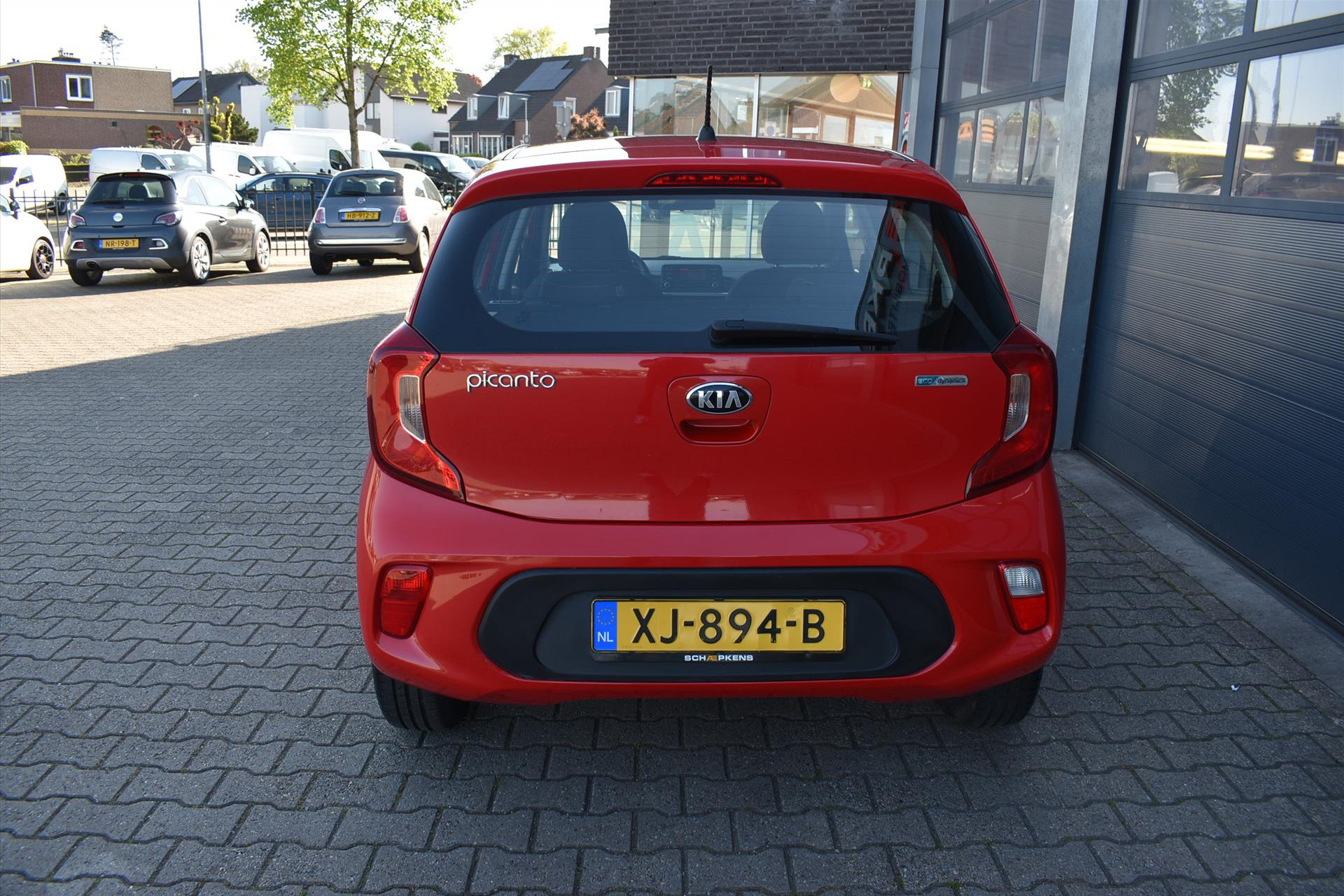 44000609-12.jpg