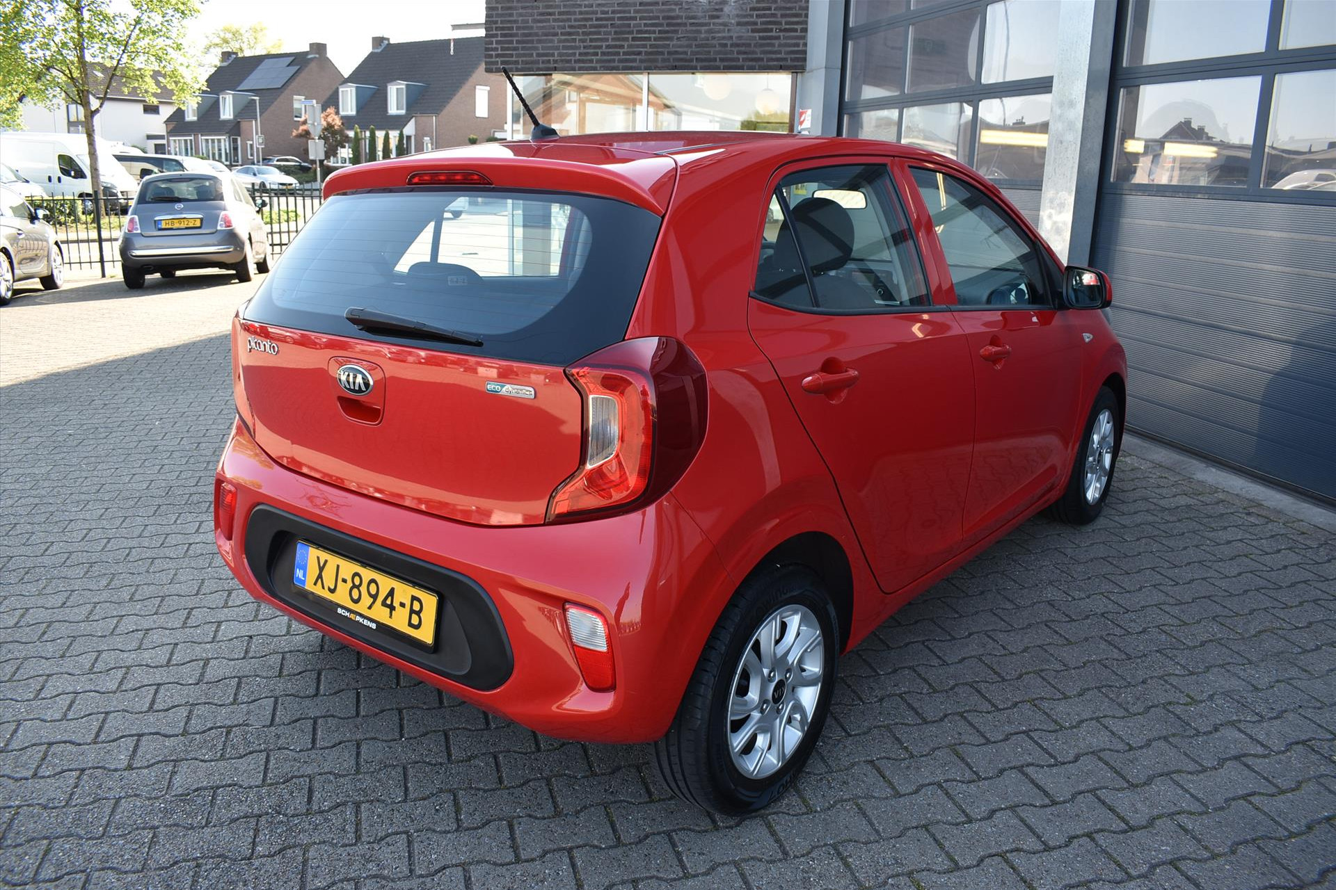 44000609-14.jpg