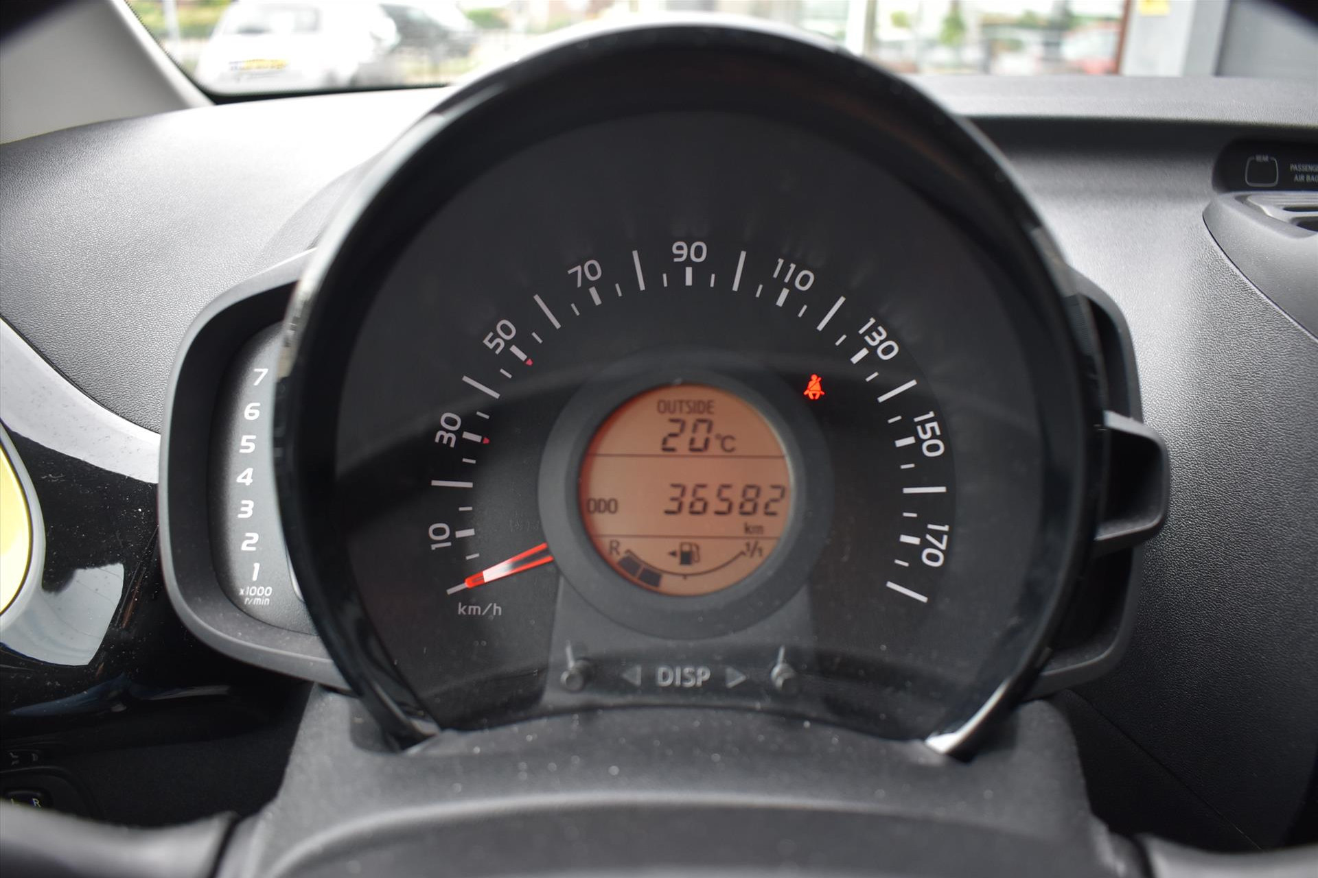 44654428-7.jpg