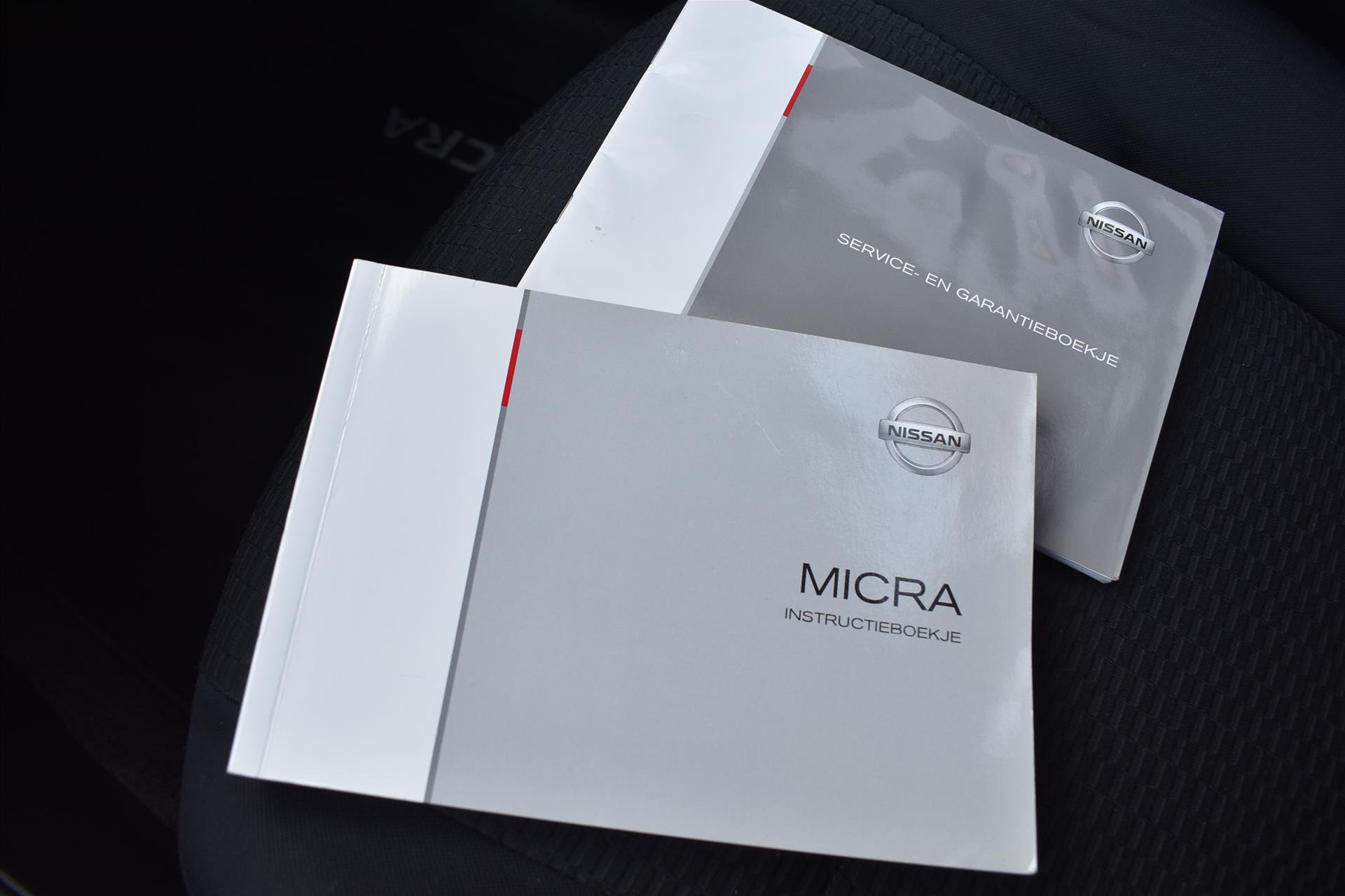44772089-9.jpg