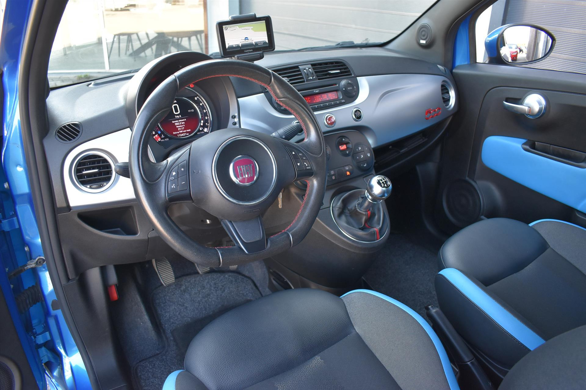 44943183-15.jpg