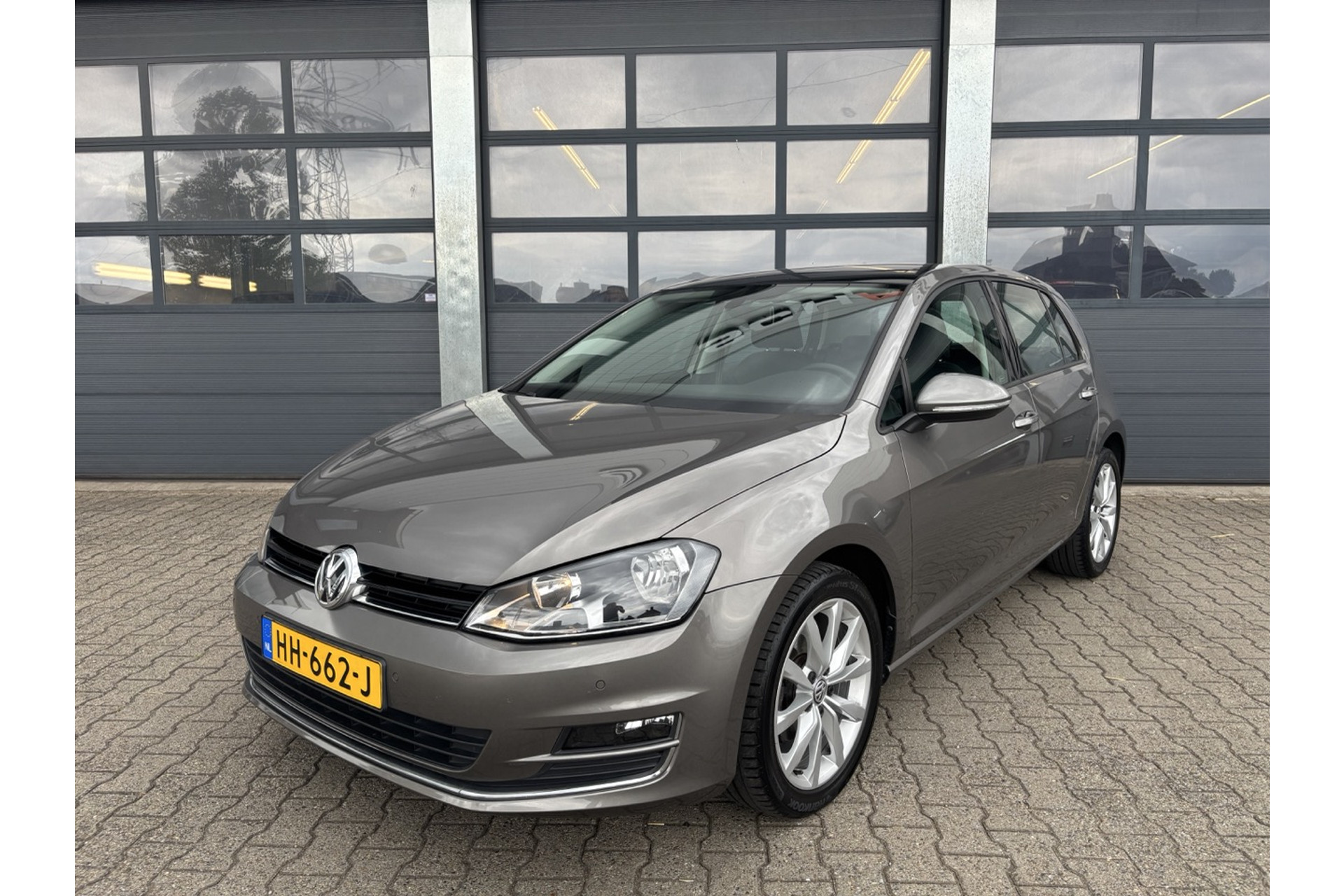 46416901-37.jpg