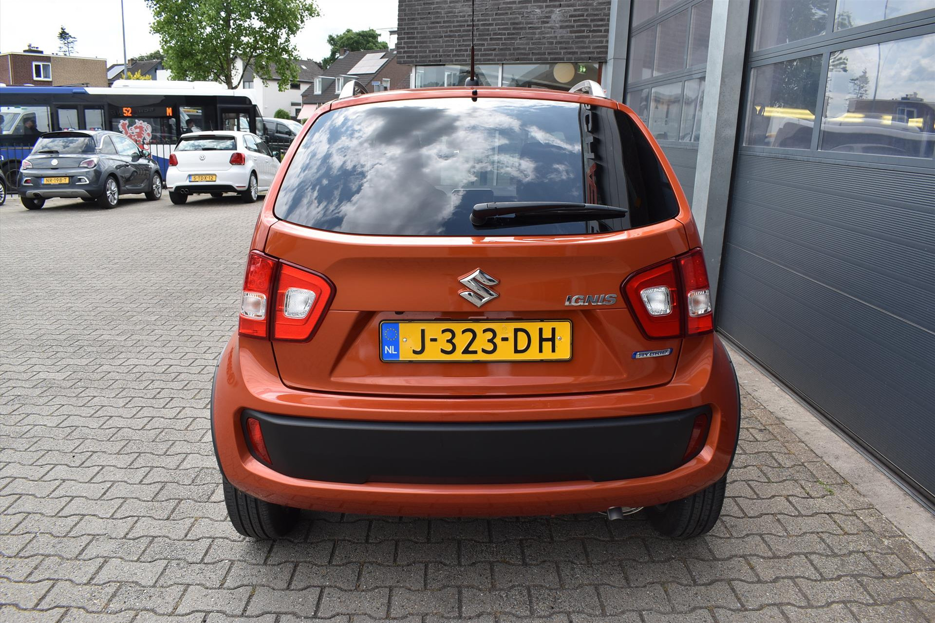 45650655-14.jpg