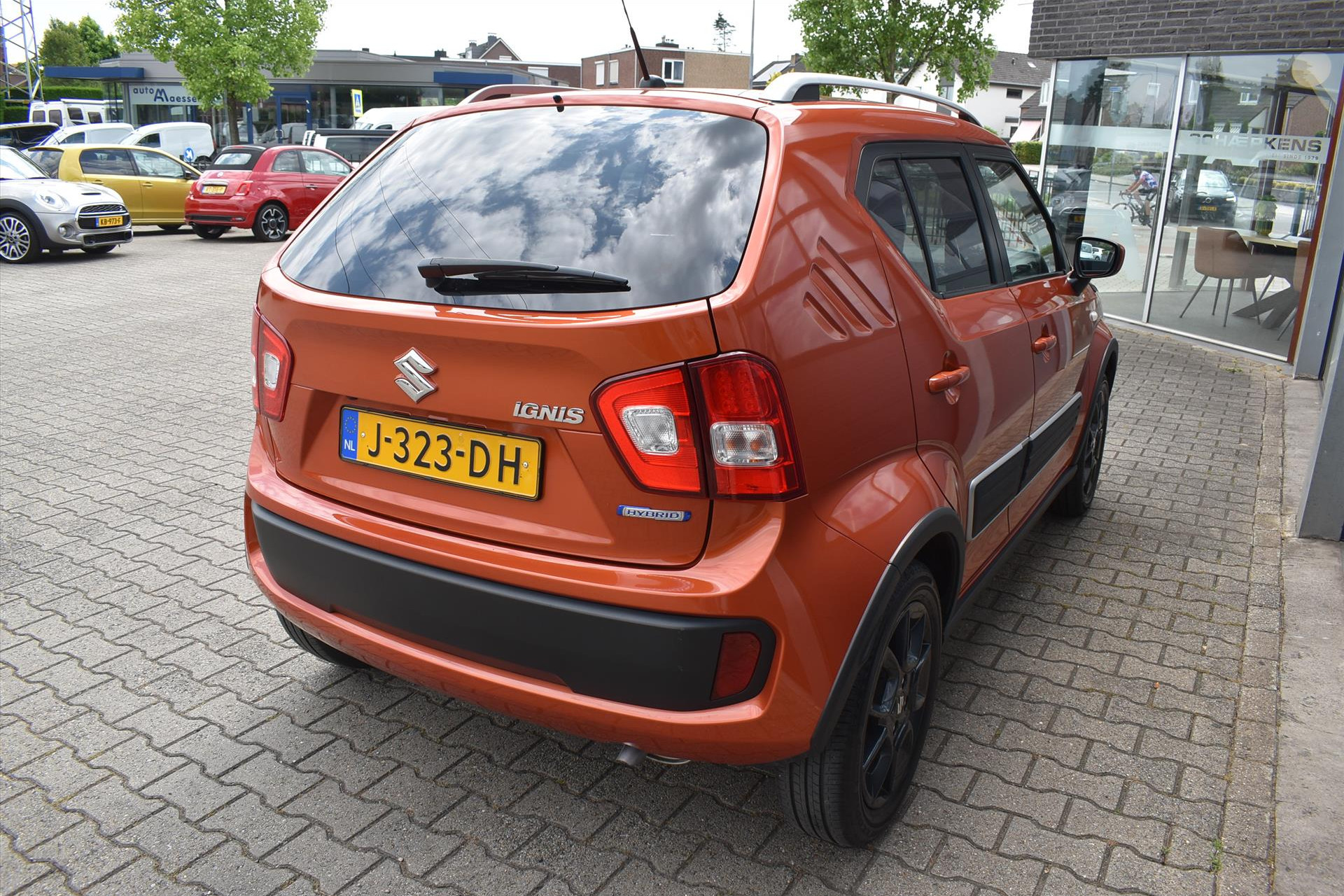 45650655-15.jpg