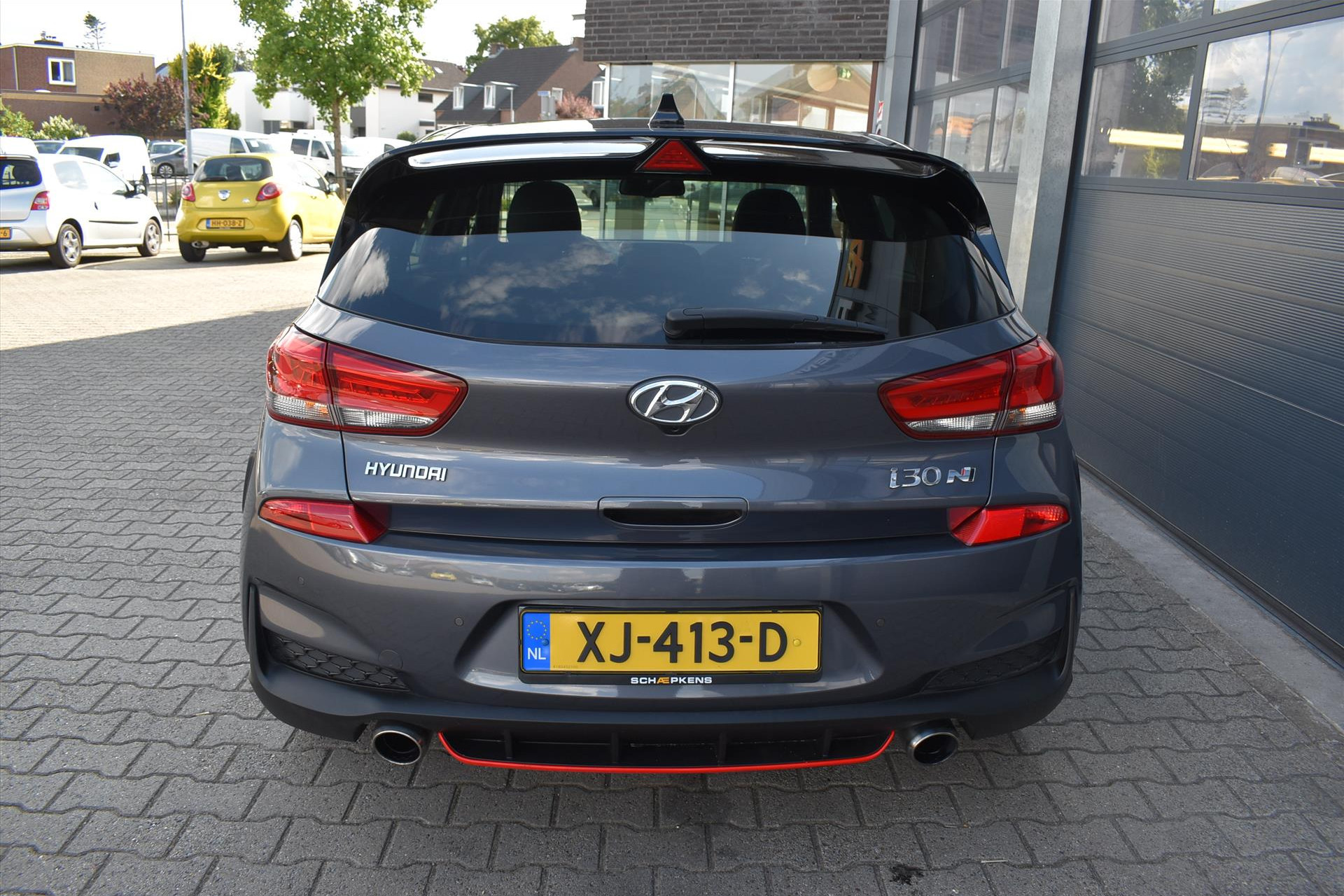 45991456-14.jpg