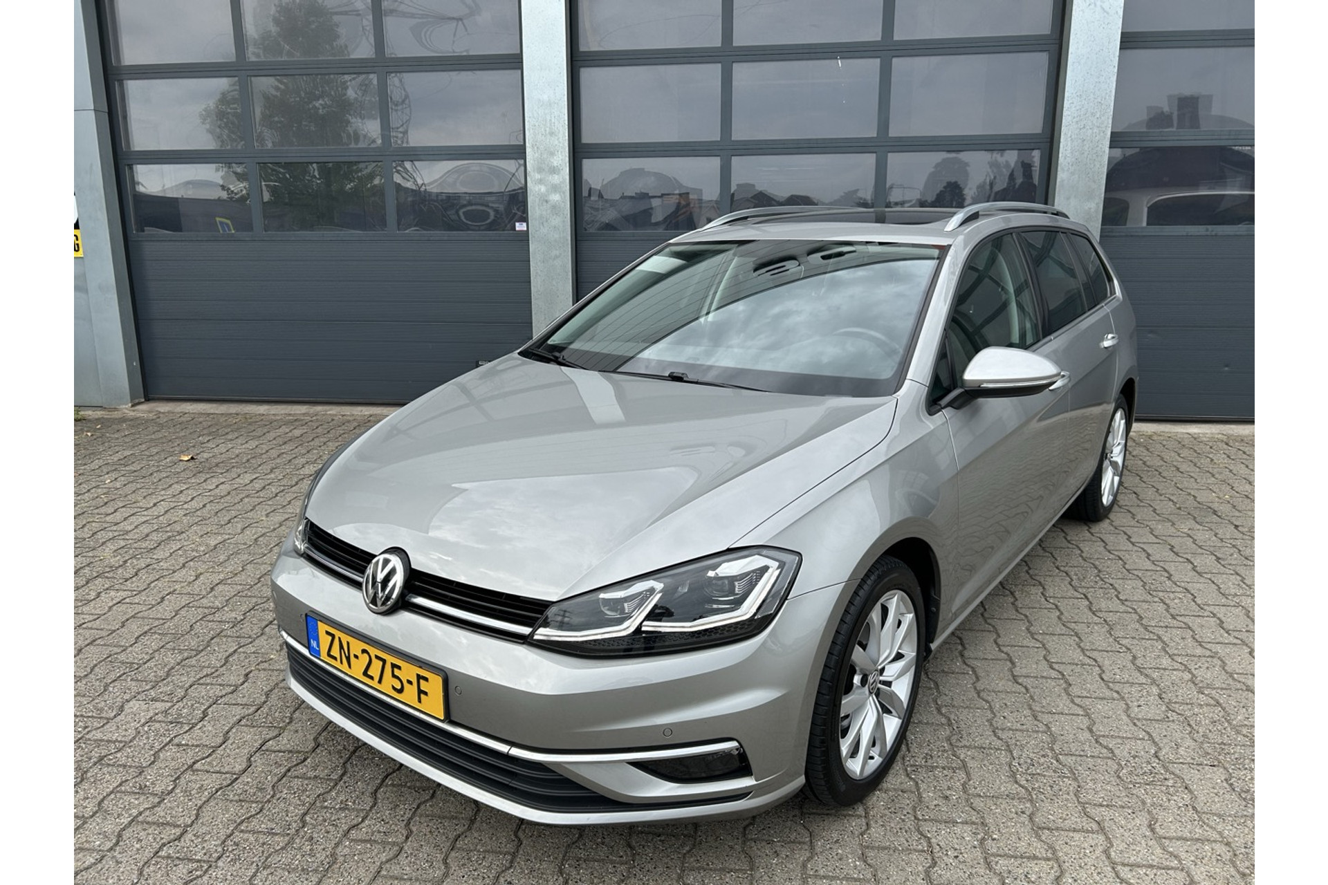 47419444-41.jpg