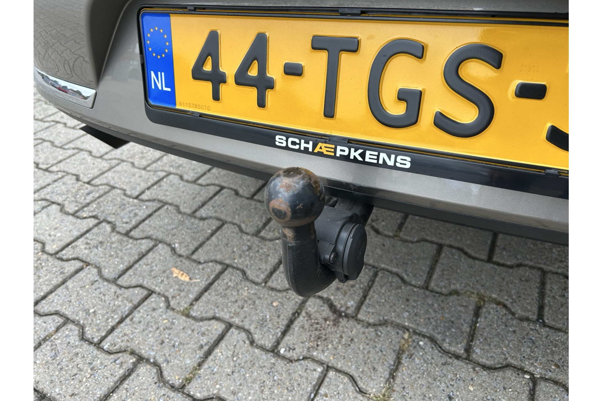 47353518-23.jpg