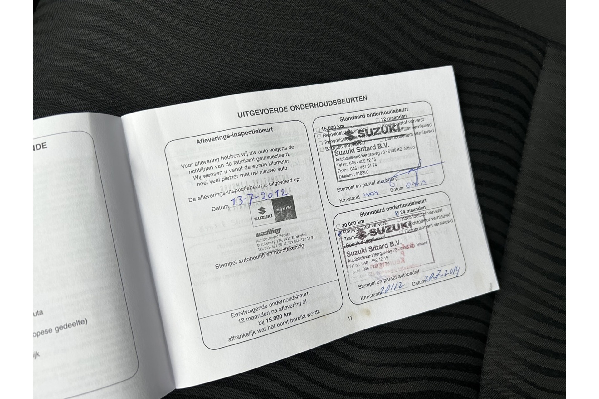 47591233-24.jpg