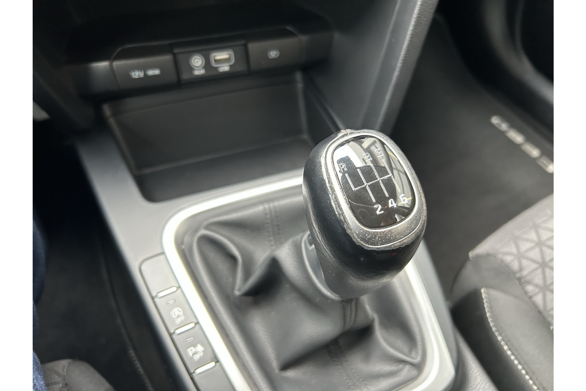 47990686-27.jpg