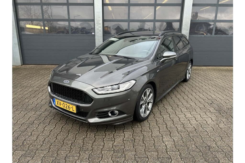 51723129-38.jpg