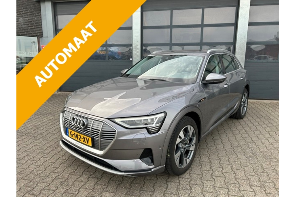 52643478-44.jpg