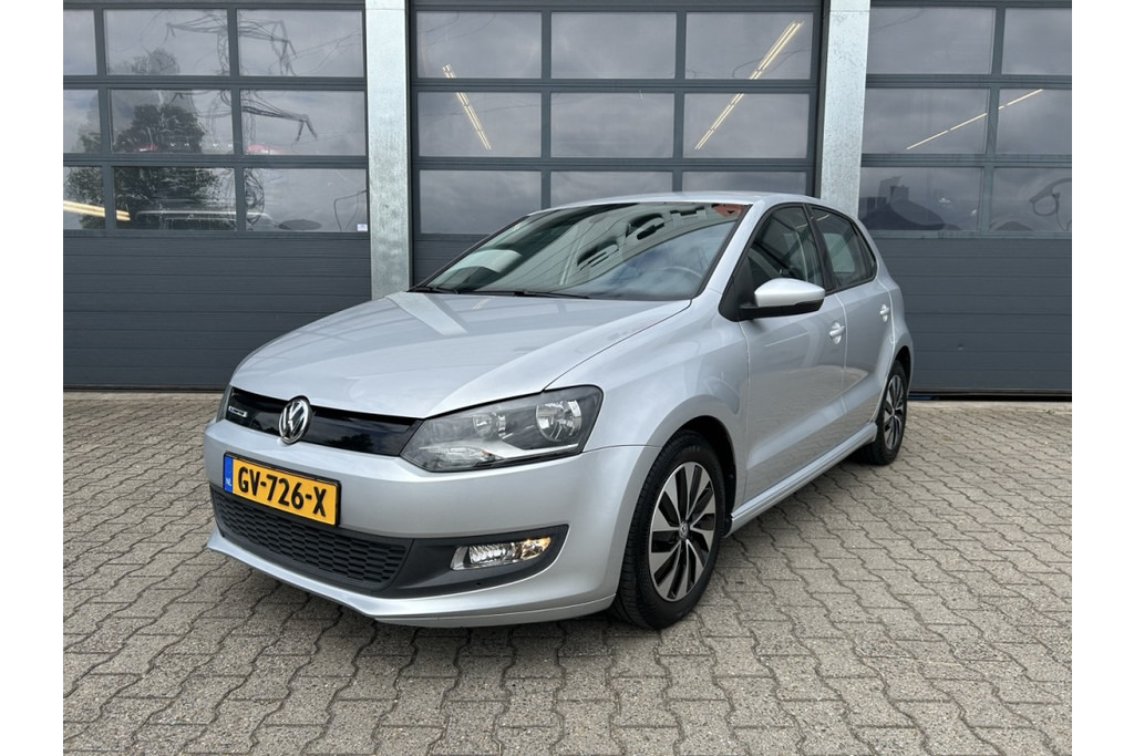 52526746-26.jpg