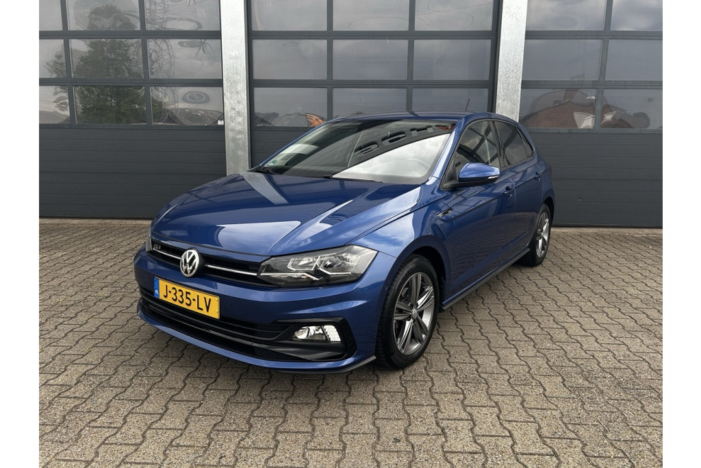 54570420-36.jpg