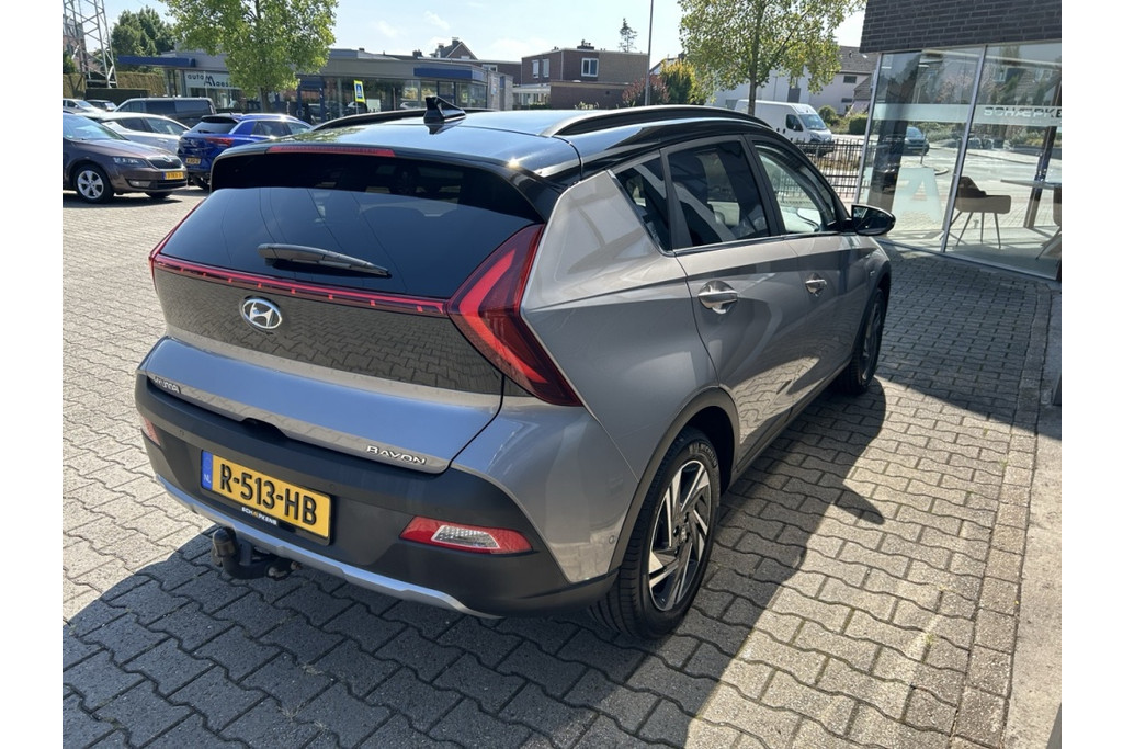 56227045-14.jpg